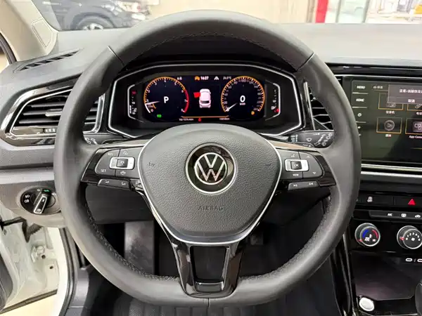 Volkswagen T-ROC 2022, фото 11