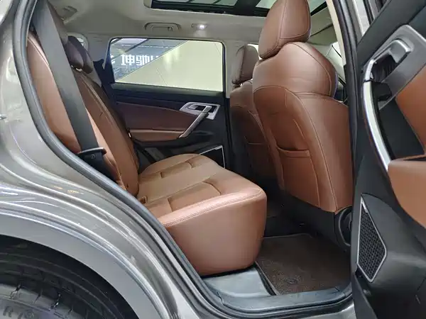 Geely Boyue 2021, фото 18