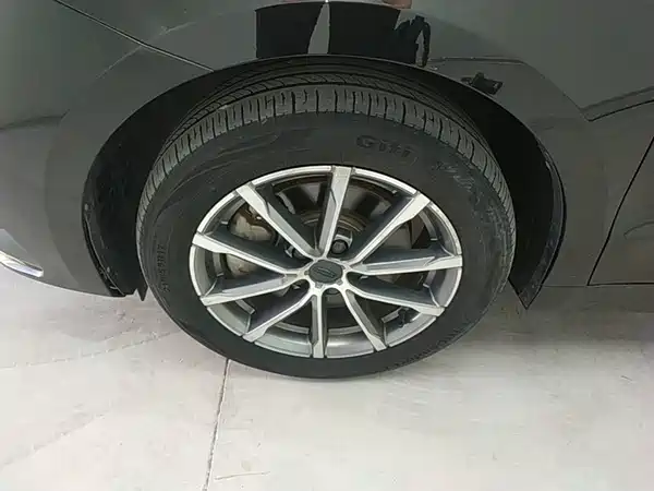 Geely Emgrand GT 2021, фото 22