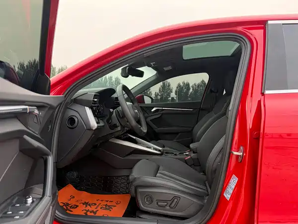 Audi A3 2022, фото 13