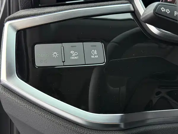 Audi Q3 2023, фото 19