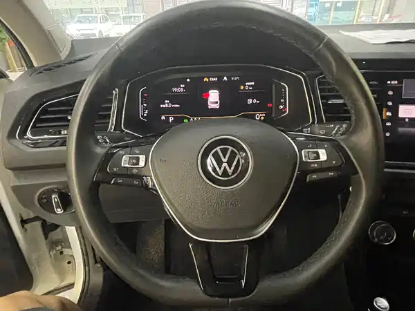 Volkswagen T-ROC 2022, фото 10