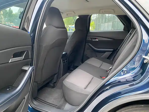 Mazda CX-30 2022, фото 6