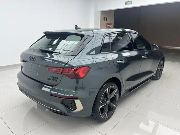 Audi A3 2024, фото 4
