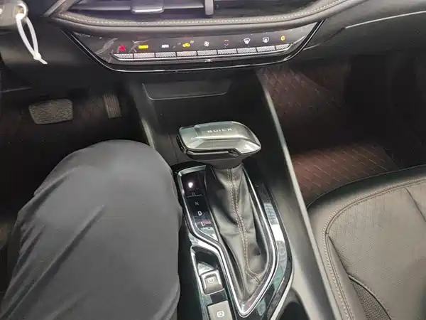 Buick Verano 2023, фото 13