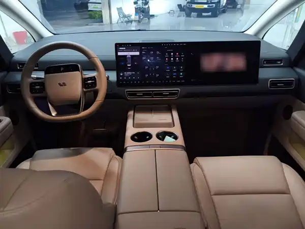 Li Auto MEGA 2025, фото 10