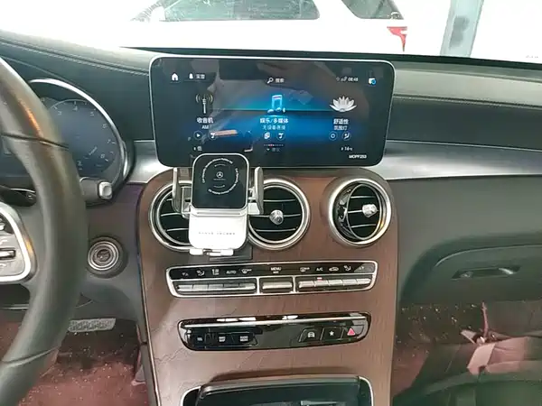 Mercedes-Benz GLC 2022, фото 12