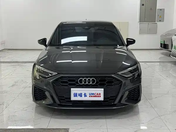 Audi A3 2022, фото 2