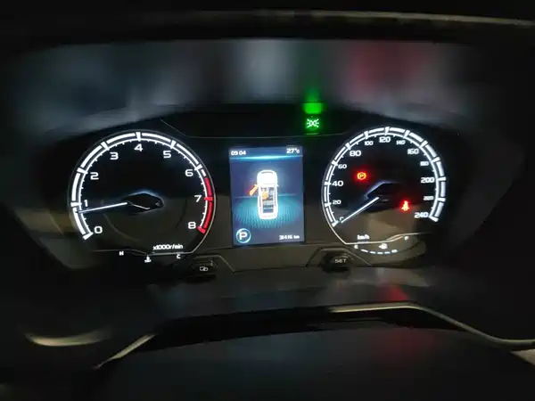 Geely Emgrand X6 2021, фото 7