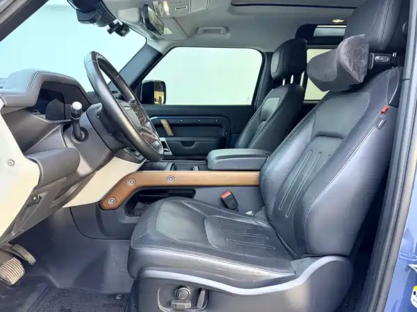Land Rover Defender 2022, фото 9