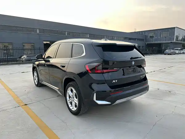 BMW X1 2023, фото 4