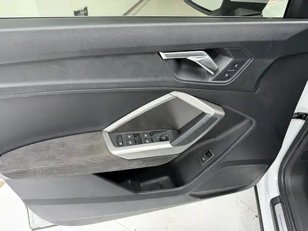 Audi Q3 2022, фото 11