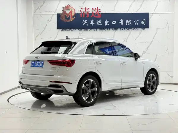 Audi Q3 2022, фото 6