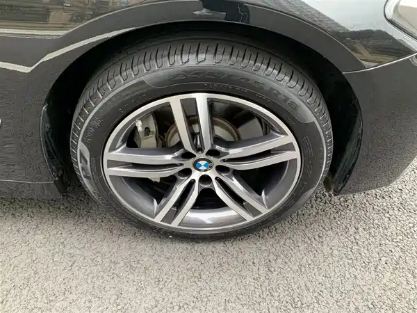 BMW 5 Series 2022, фото 21