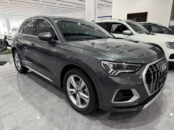Audi Q3 2022, фото 3