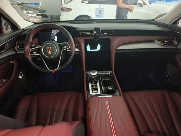 Hongqi H5 2024, фото 10
