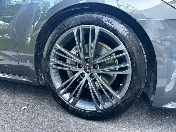Audi A7 2023, фото 14