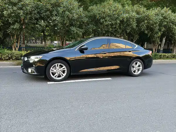 Buick Regal 2022, фото 4