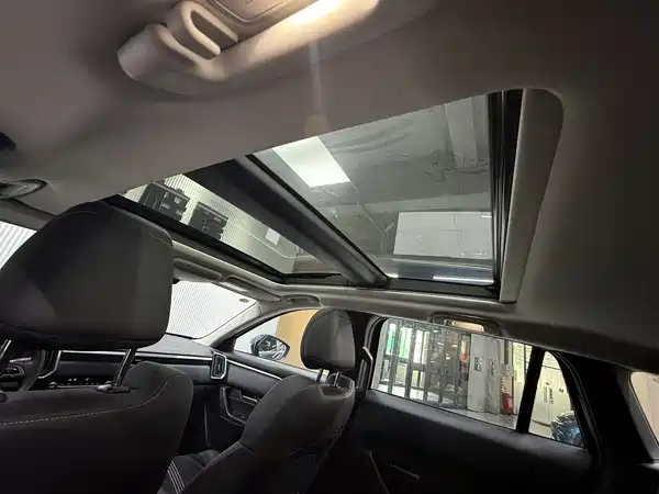 Mazda CX-50 2023, фото 16