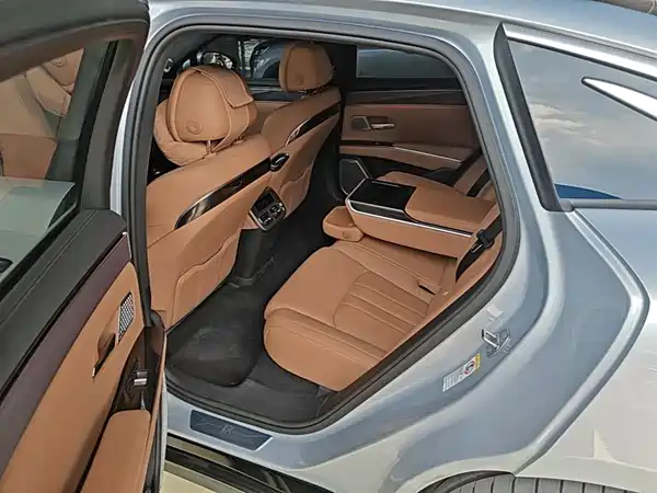 BYD Han L 2025, фото 17
