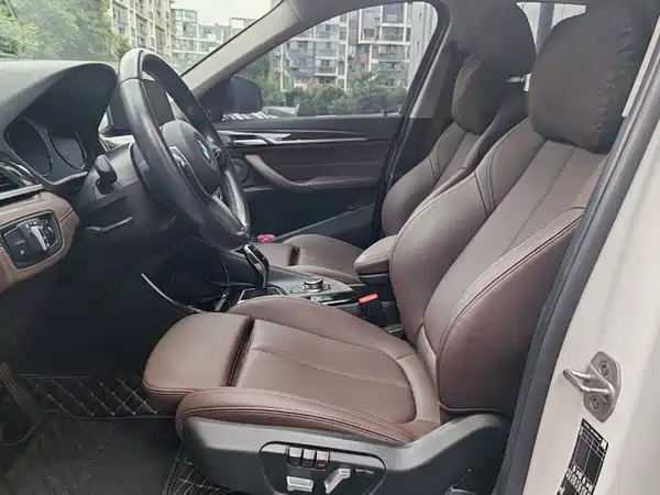 BMW X1 2022, фото 12