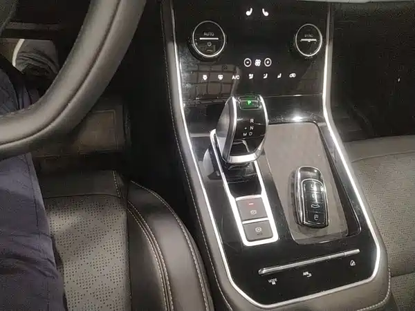 Chery Tiggo 8 2025, фото 13