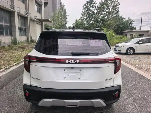 Kia Seltos 2023, фото 4