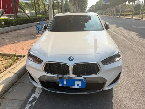 BMW X2 2023, фото 2