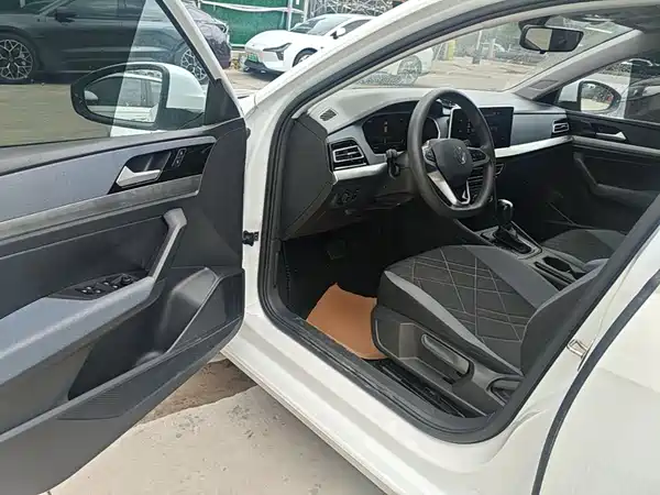 Volkswagen Lavida 2023, фото 15
