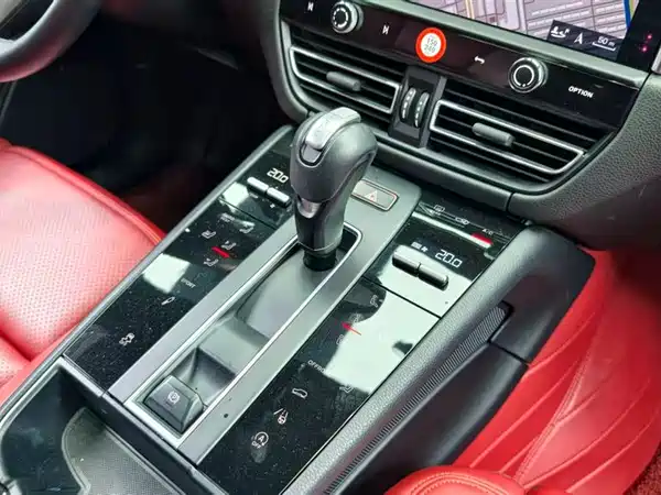 Porsche Macan 2023, фото 14