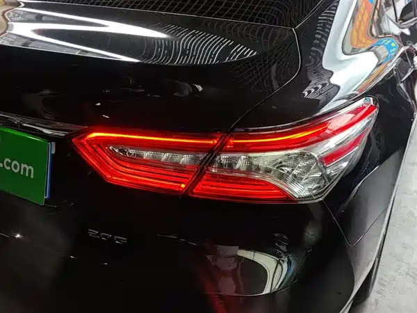 Toyota Camry 2021, фото 7