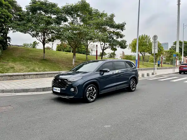 Hyundai Custin 2021