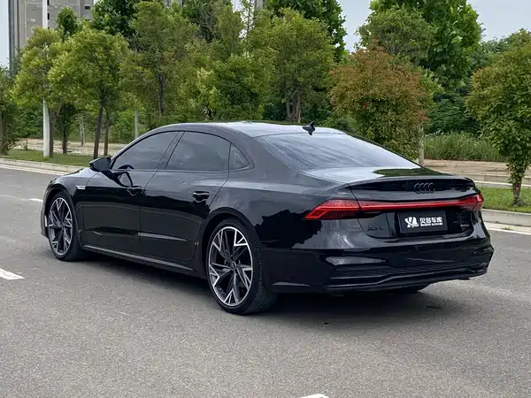 Audi A7L 2024, фото 6