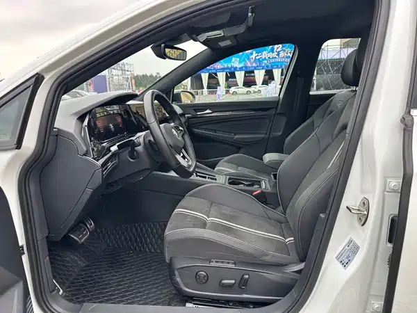 Volkswagen Golf 2021, фото 4