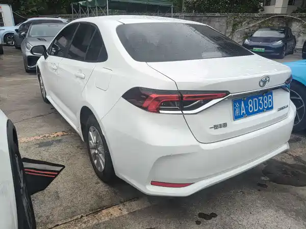 Toyota Corolla 2024, фото 6