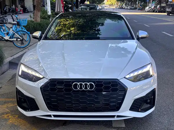 Audi A5 2024, фото 2