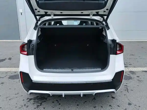 BMW X1 2024, фото 4