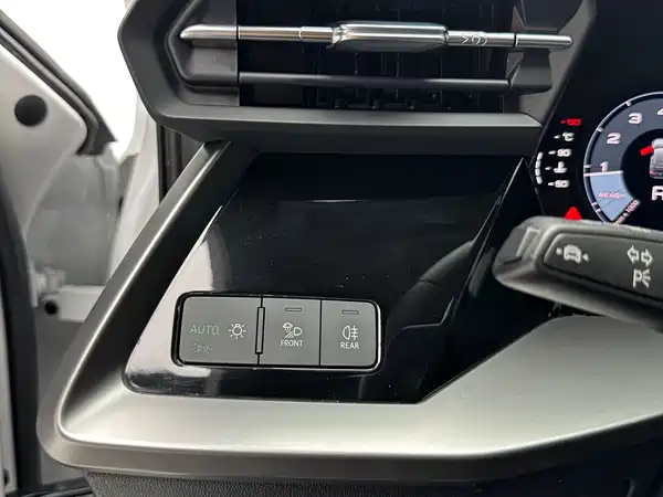Audi A3 2023, фото 14