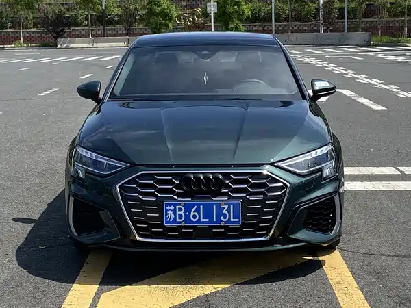 Audi A3 2023, фото 3