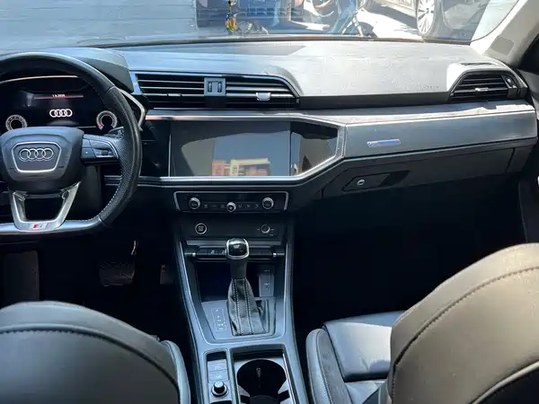 Audi Q3 Sportback 2022, фото 12