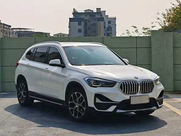 BMW X1 2022, фото 3