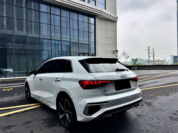 Audi A3 2022, фото 8