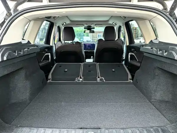 BMW X1 2023, фото 9