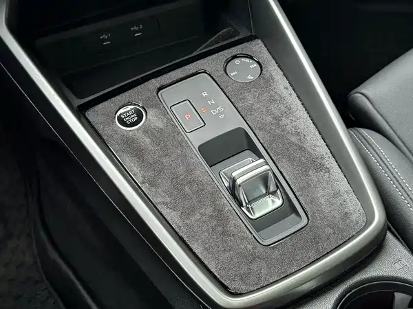 Audi A3 2023, фото 12