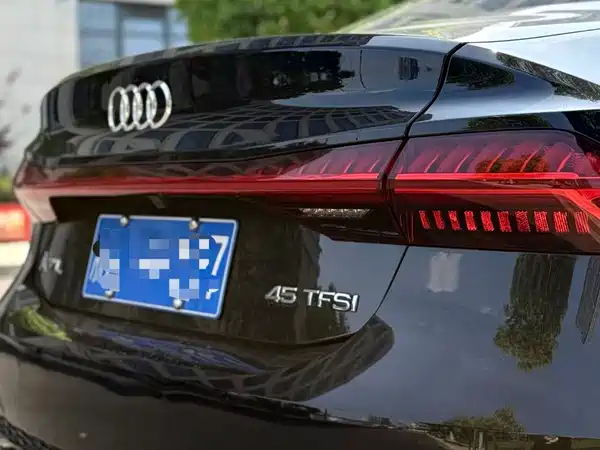 Audi A7L 2024, фото 4