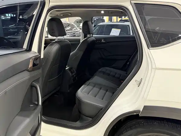 Volkswagen Tharu 2022, фото 11