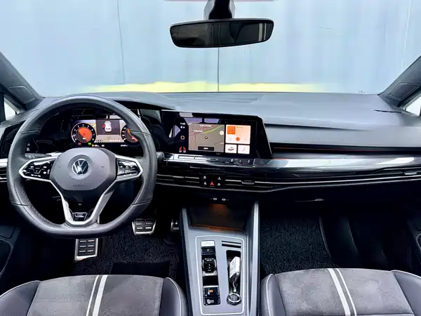 Volkswagen Golf 2023, фото 10