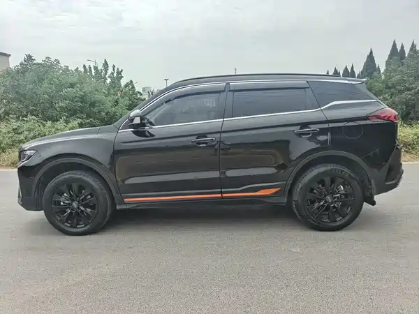 Geely Boyue 2022, фото 3
