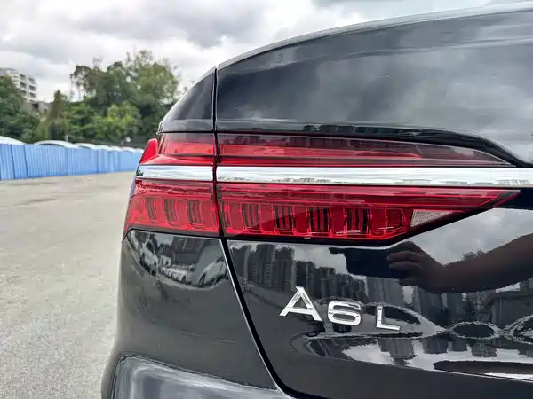 Audi A6L 2023, фото 13