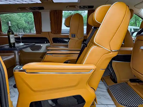 Mercedes-Benz Vito 2023, фото 15